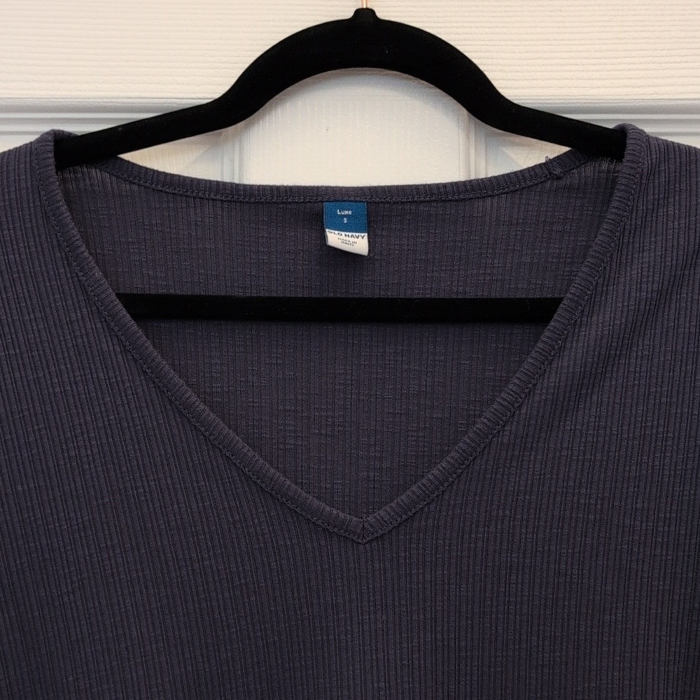 Old Navy Small Navy Luxe Slub-Knit T-Shirt - Picture 4 of 7